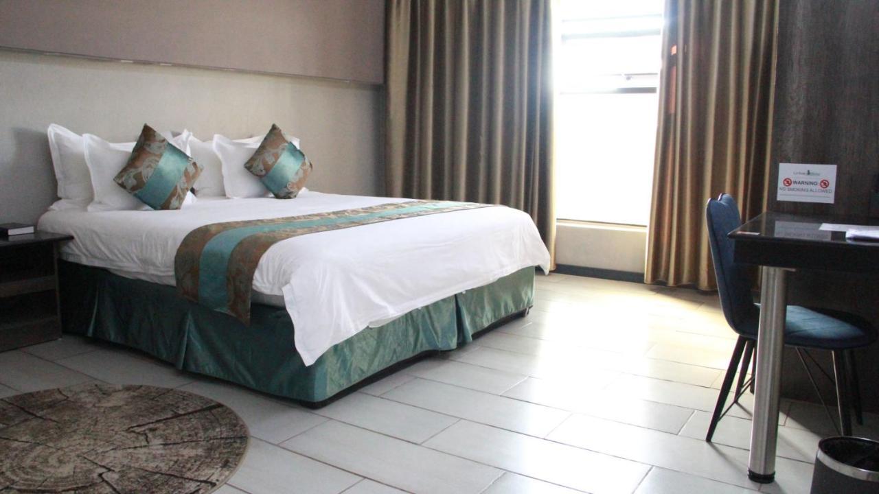 Urban Bliss Hotel Kabwe Экстерьер фото