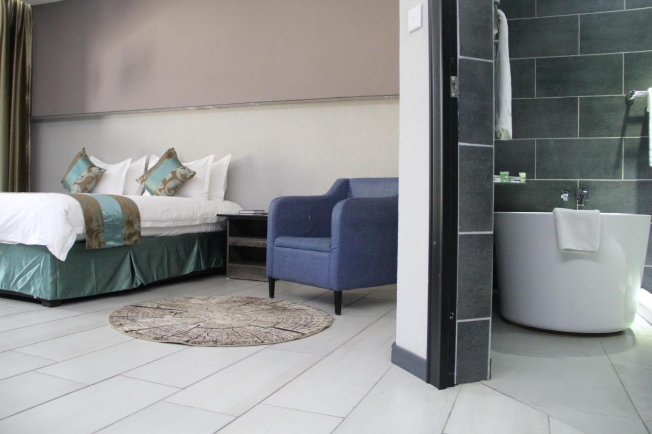 Urban Bliss Hotel Kabwe Экстерьер фото