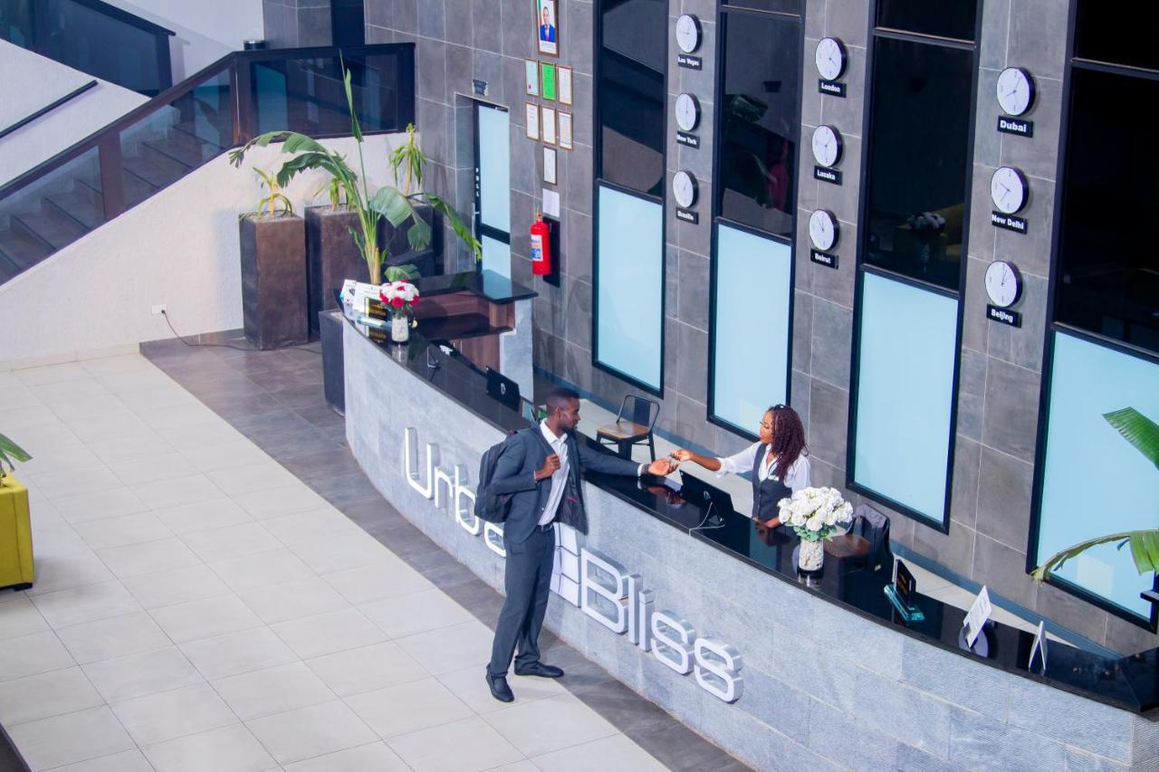 Urban Bliss Hotel Kabwe Экстерьер фото