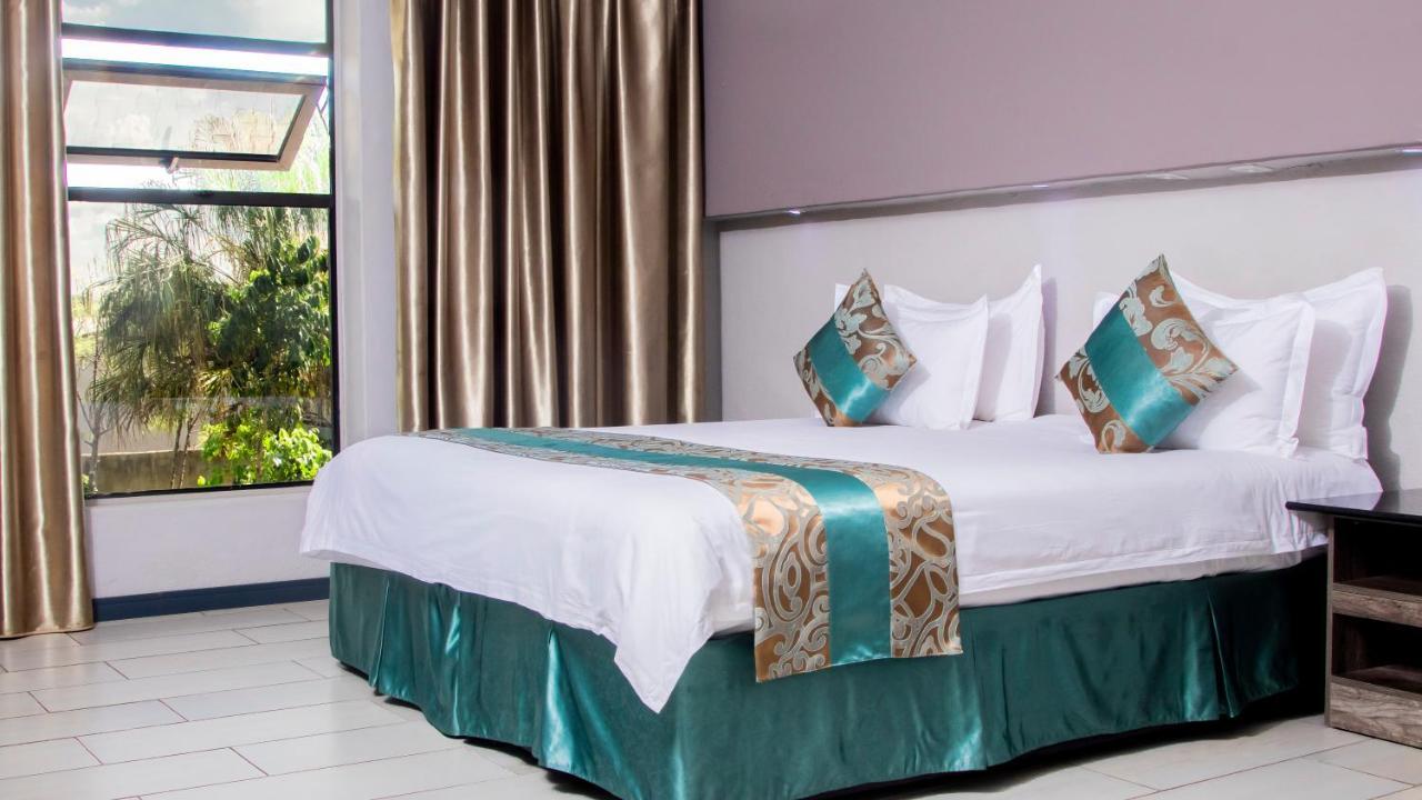Urban Bliss Hotel Kabwe Экстерьер фото