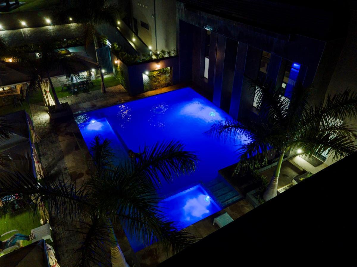 Urban Bliss Hotel Kabwe Экстерьер фото