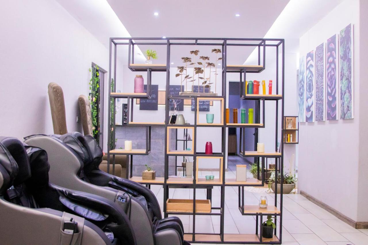 Urban Bliss Hotel Kabwe Экстерьер фото